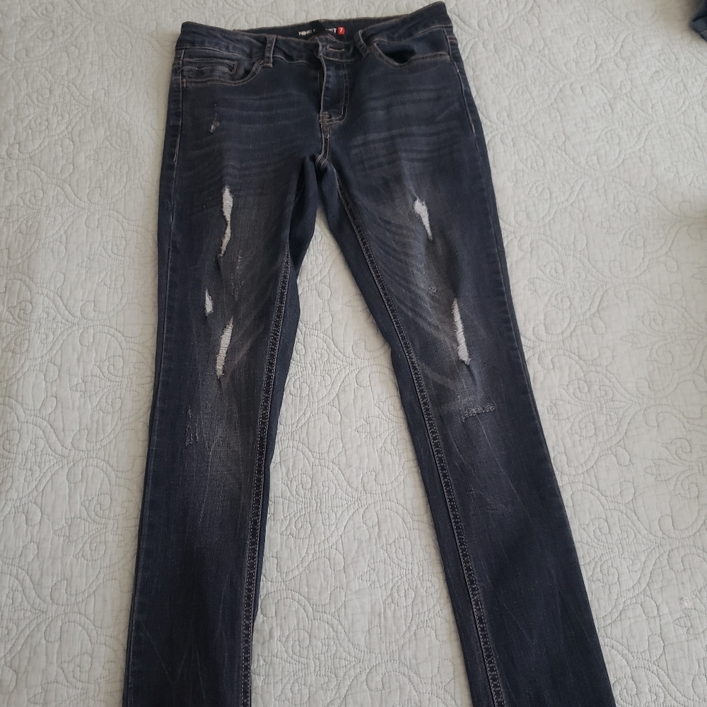 SIZE 7 Dark denim skinny leg jeans